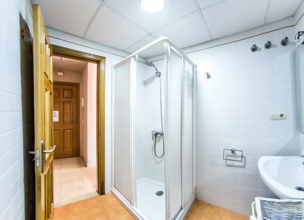 Apartamentos Ollerias Malaga Apartment